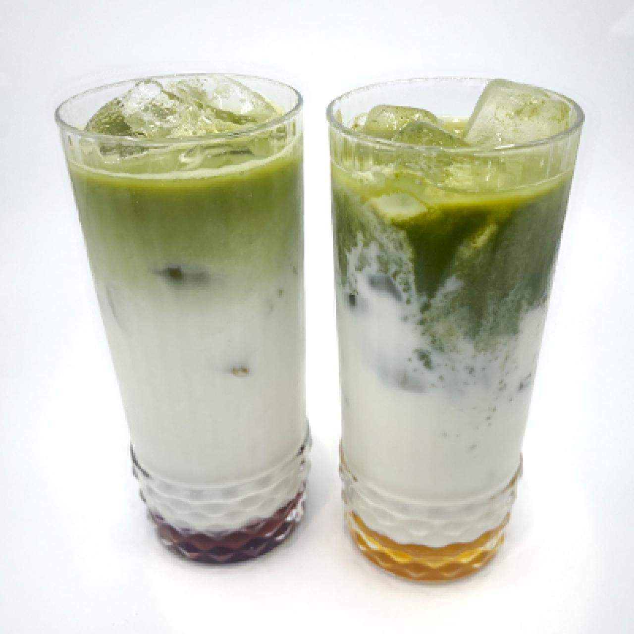 Ledena premium matcha latte z okusom