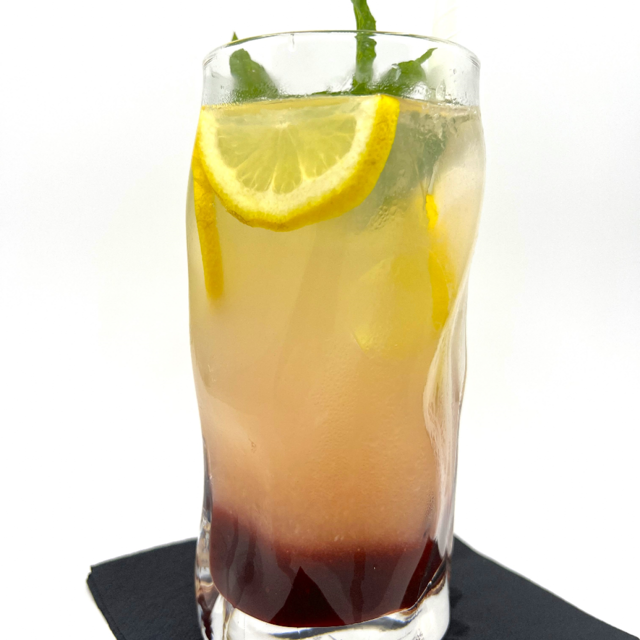 Sveže stisnjena limonada z okusom